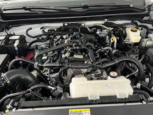 Used 2025 Toyota Tacoma TRD Sport image 36