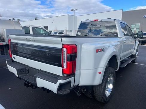 New 2026 Ford F450 Platinum w/ FX4 Off-Road Package image 4