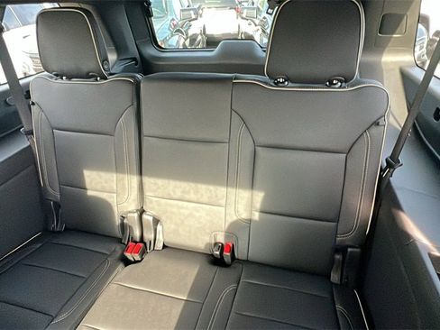 New 2026 Chevrolet Suburban Premier w/ Sun And Tow Package image 18