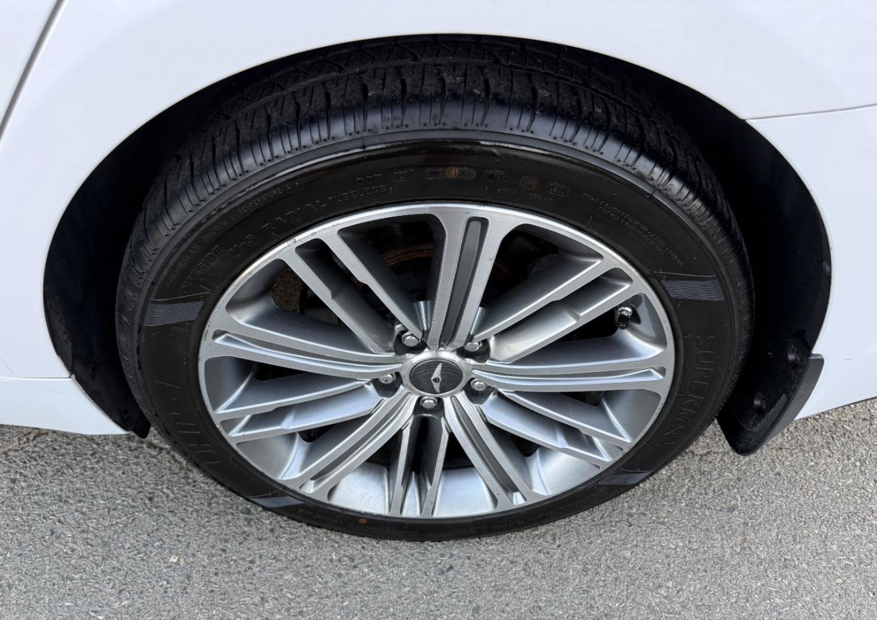 Used 2018 Genesis G80 3.8 w/ Option Group 02 RWD image 14