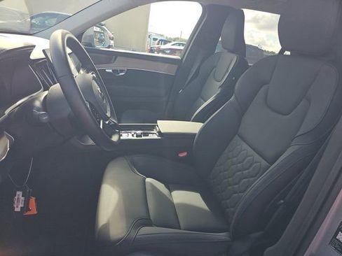 Used 2026 Volvo XC90 B6 Plus AWD/4WD image 9