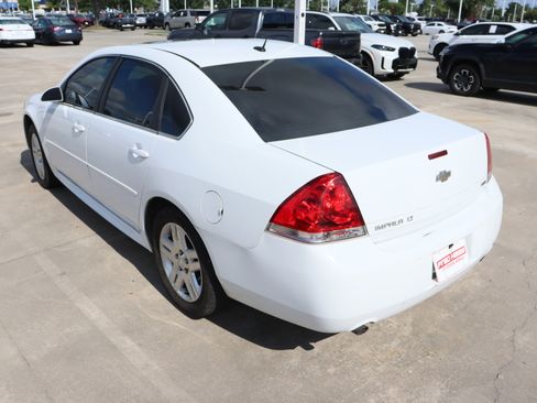 Used 2014 Chevrolet Impala LT w/ LT Sunroof Package FWD image 7