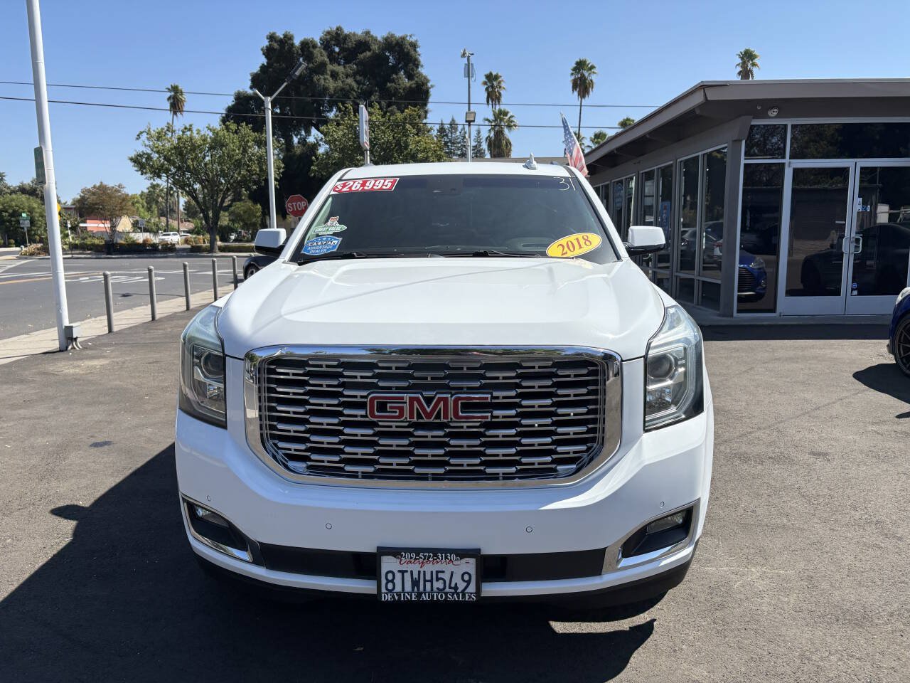 Used 2018 GMC Yukon Denali AWD/4WD image 5