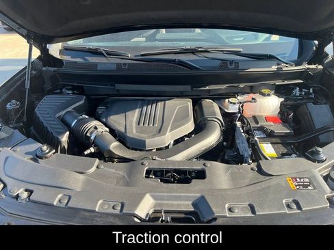 Used 2025 GMC Acadia Elevation image 25