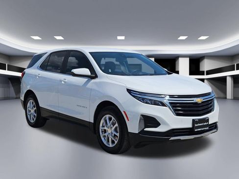 Used 2024 Chevrolet Equinox LT FWD image 8