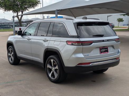 Used 2023 Jeep Grand Cherokee 4WD 4xe w/ Luxury Tech Group II image 8