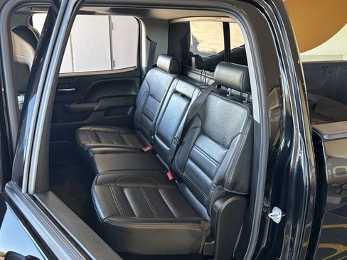 Used 2017 GMC Sierra 2500 Denali w/ Duramax Plus Package AWD/4WD image 46