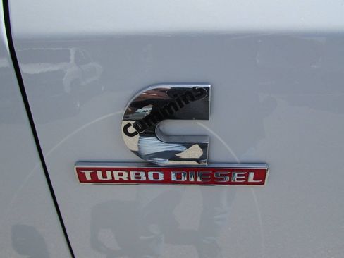 Used 2024 RAM 3500 SLT w/ Quick Order Package 2YG SLT AWD/4WD image 7
