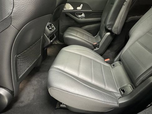 Certified 2024 Mercedes-Benz GLS 450 4MATIC image 24