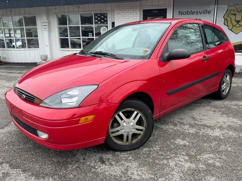 Used 2004 Ford Focus ZX3 Hatchback FWD image 1