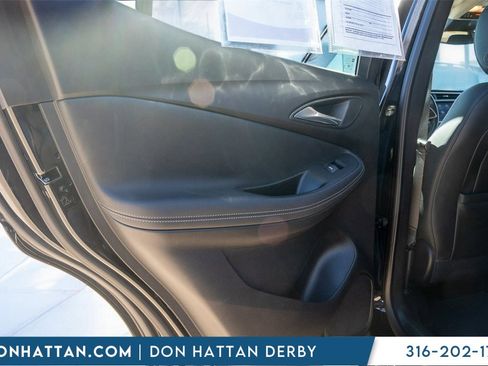 Used 2020 Buick Encore GX Select w/ Sport Touring Package image 19