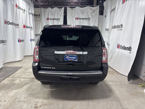 Used 2015 GMC Yukon XL Denali w/ Premium Package AWD/4WD image 4