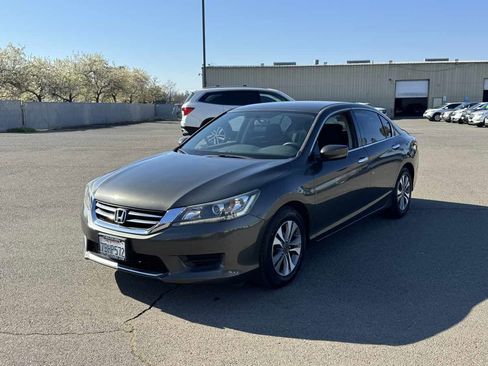 Used 2013 Honda Accord LX image 5