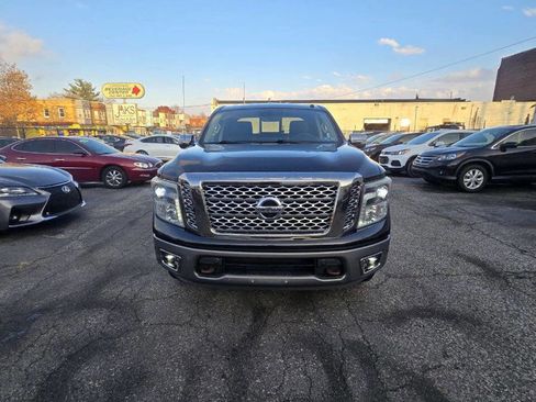 Used 2017 Nissan Titan Platinum Reserve image 3