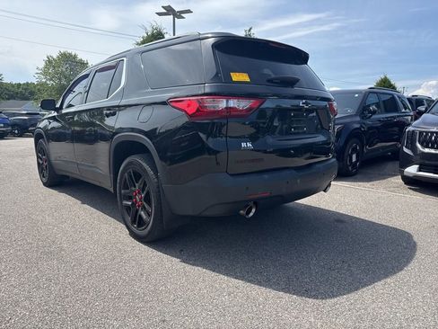 Used 2020 Chevrolet Traverse LT FWD image 3