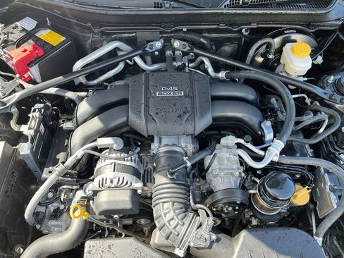 Used 2026 Toyota GR86 Premium w/ ALL Weather Mat Package (TMS) RWD image 29
