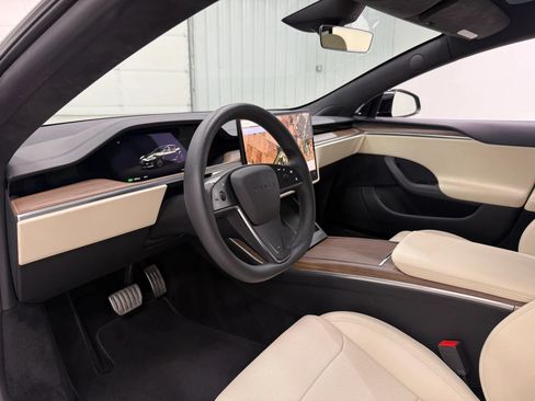 Used 2023 Tesla Model S Standard Range AWD/4WD image 12