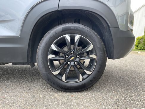 Used 2022 Chevrolet TrailBlazer LT AWD/4WD image 21