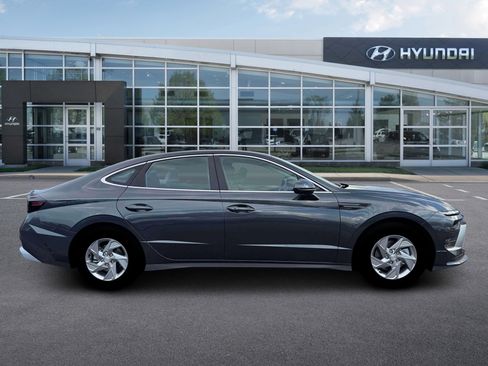 New 2026 Hyundai Sonata SE image 9