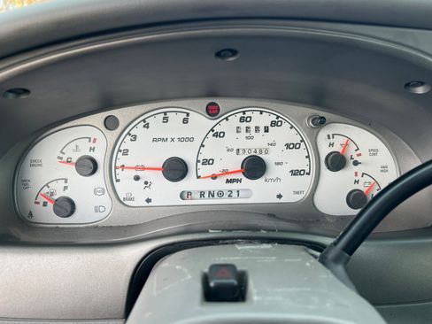 Used 2003 Ford Explorer Sport Trac XLT image 18