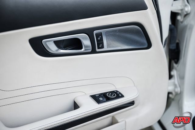 Used 2012 Mercedes-Benz SLS AMG Roadster image 72