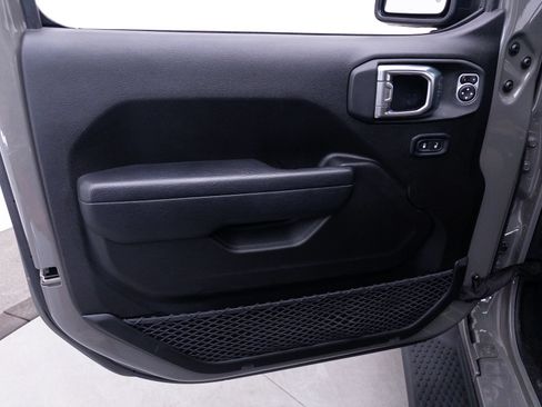 Used 2023 Jeep Wrangler Unlimited Sport w/ Sun And Sound Package AWD/4WD image 17
