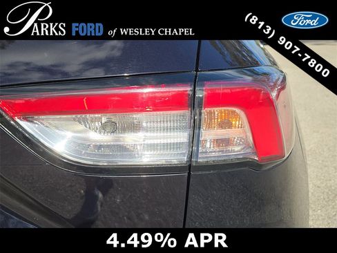 Certified 2021 Ford Escape SE w/ SE Sport Appearance Package image 8