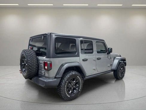 Used 2021 Jeep Wrangler Unlimited Sport image 3