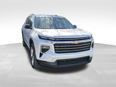 Certified 2025 Chevrolet Traverse LT