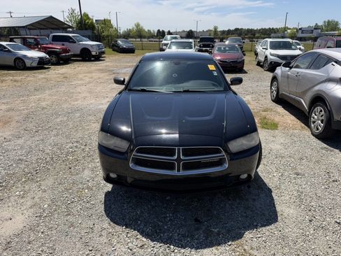 Used 2014 Dodge Charger R/T image 2