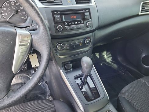 Used 2017 Nissan Sentra S image 14