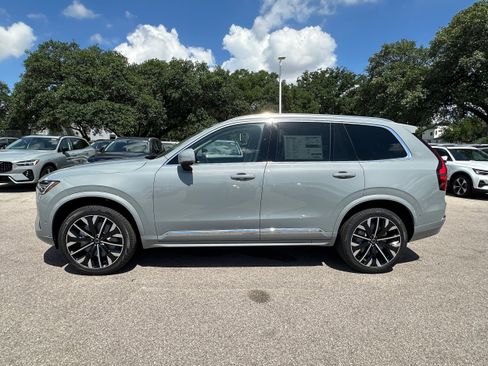 Used 2026 Volvo XC90 B6 Ultra w/ Protection Package AWD/4WD image 3