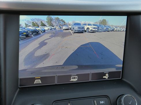 Used 2021 GMC Acadia SLE w/ Driver Convenience Package image 35