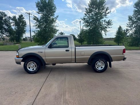 Used 2000 Ford Ranger XLT AWD/4WD image 2