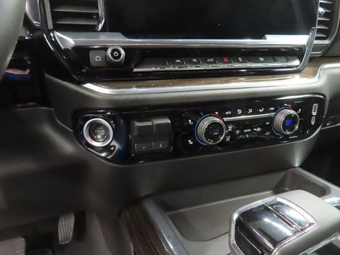 Used 2025 Chevrolet Silverado 1500 LT w/ Work Truck Package image 50