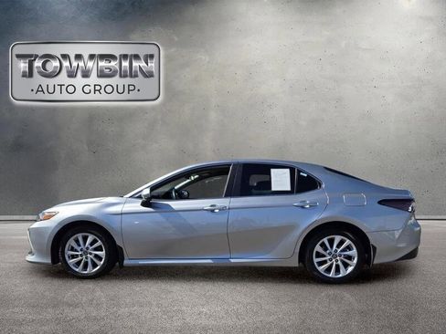 Used 2023 Toyota Camry LE FWD image 8