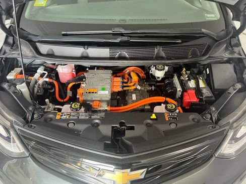 Used 2020 Chevrolet Bolt LT FWD image 9