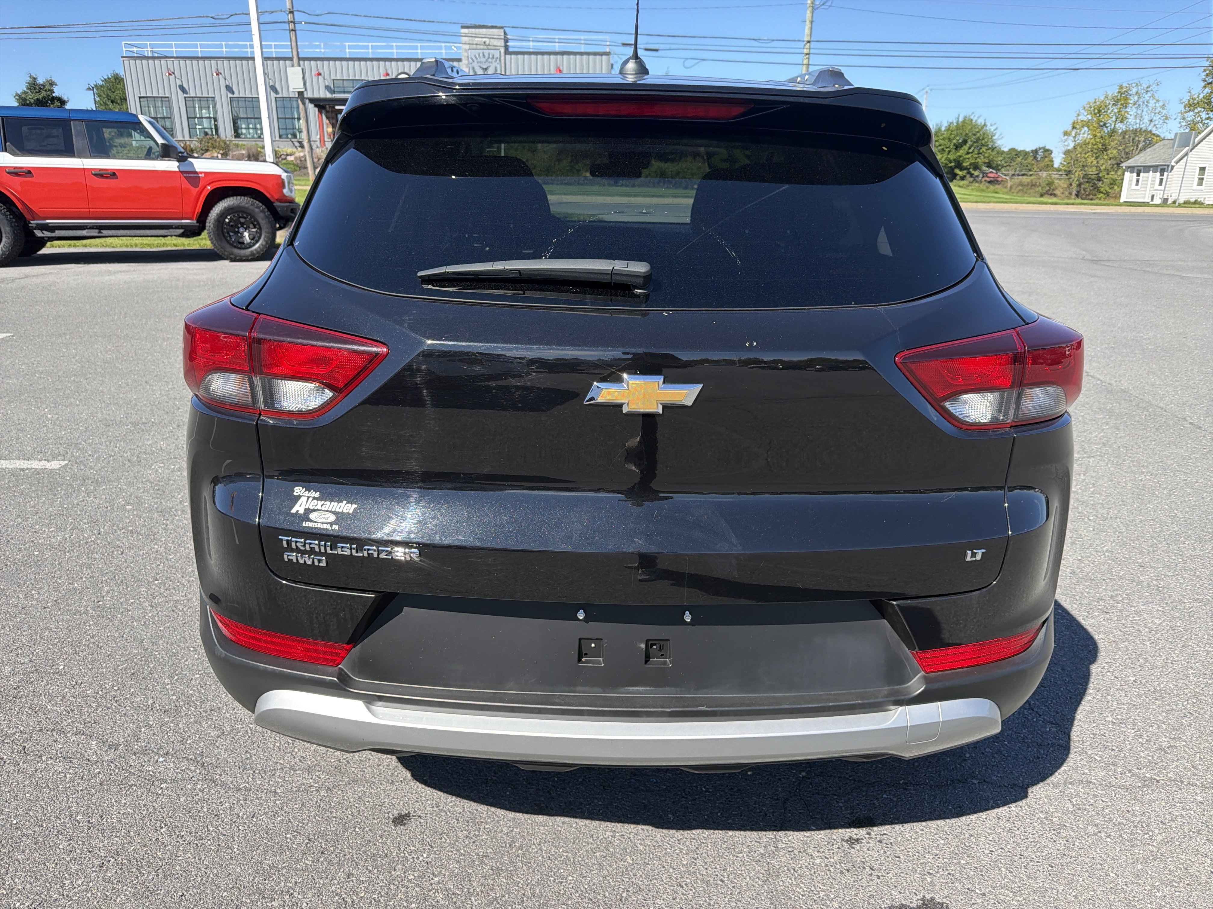 Used 2025 Chevrolet TrailBlazer LT AWD/4WD image 4