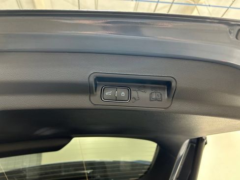 New 2027 Ford Explorer Platinum AWD/4WD image 32