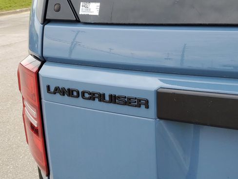 Used 2026 Toyota Land Cruiser w/ Premium Package AWD/4WD image 7