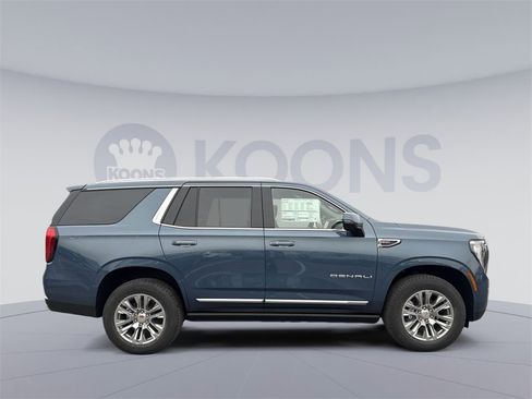 New 2026 GMC Yukon Denali w/ Sun & Power Step Package image 8