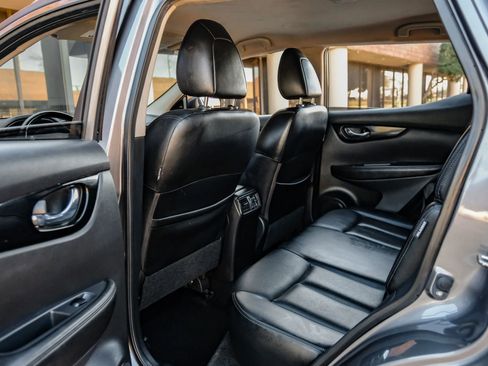 Used 2022 Nissan Rogue Sport SL image 40