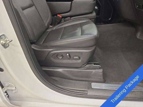 Used 2025 GMC Sierra 1500 SLT AWD/4WD image 10