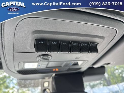 Used 2026 Ford Bronco Badlands AWD/4WD image 32