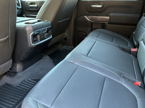 Used 2021 Chevrolet Silverado 2500 LTZ w/ LTZ Convenience Package image 13