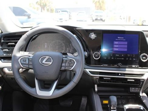 Certified 2024 Lexus RX 350 FWD w/ Technology Package image 14