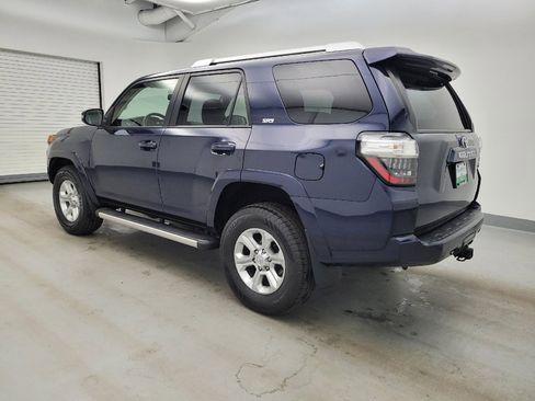 Used 2018 Toyota 4Runner SR5 Premium AWD/4WD image 3