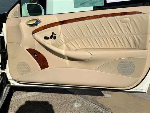 Used 2006 Mercedes-Benz CLK 500 Coupe image 21