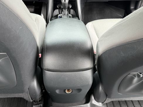 Used 2017 Hyundai Santa Fe SE AWD/4WD image 20
