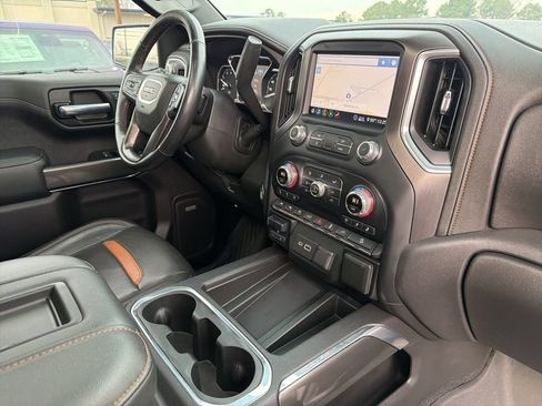 Used 2020 GMC Sierra 1500 AT4 w/ AT4 Premium Package image 32
